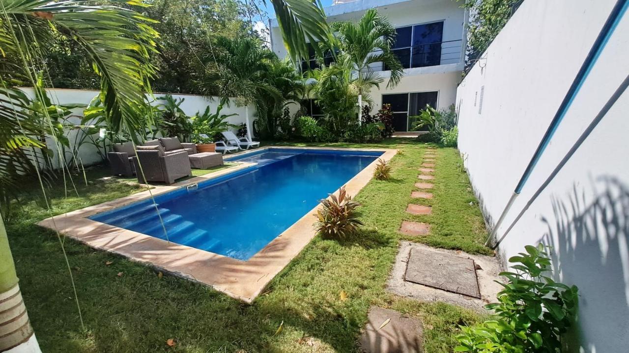 Casa Mtl *